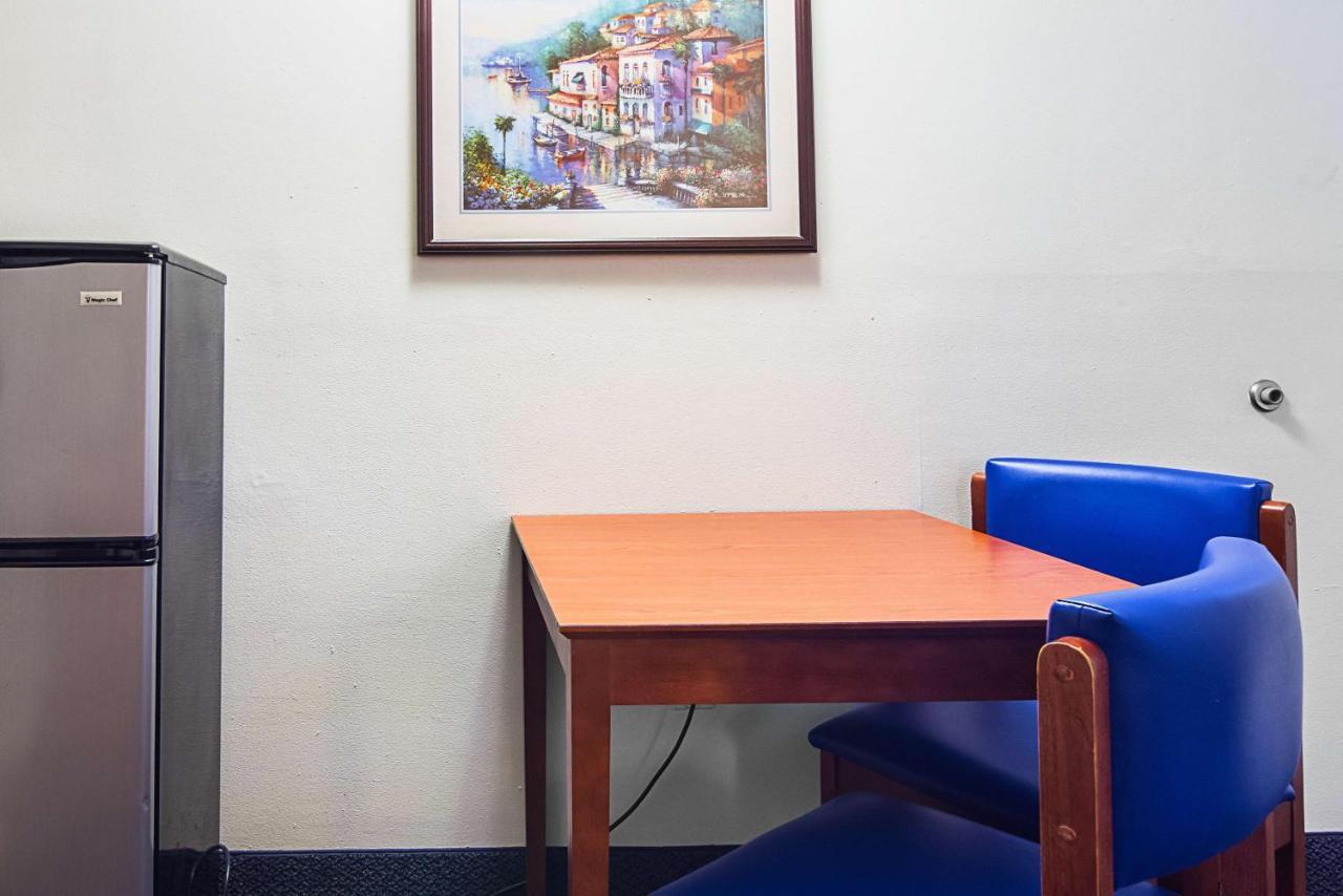 Motel 6-Fayetteville, Nc - Fort Liberty Area Екстериор снимка